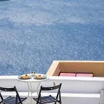 Nk Cave House بيت للعطل ثيرا