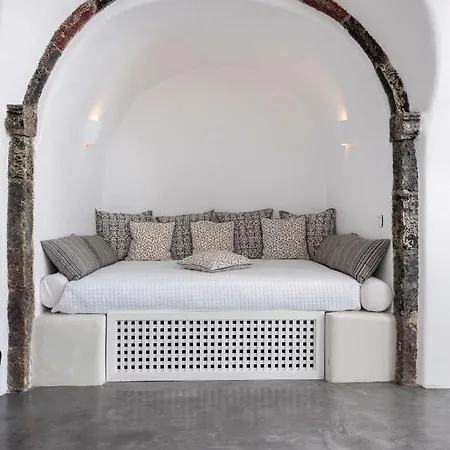 Nk Cave House בית נופש *